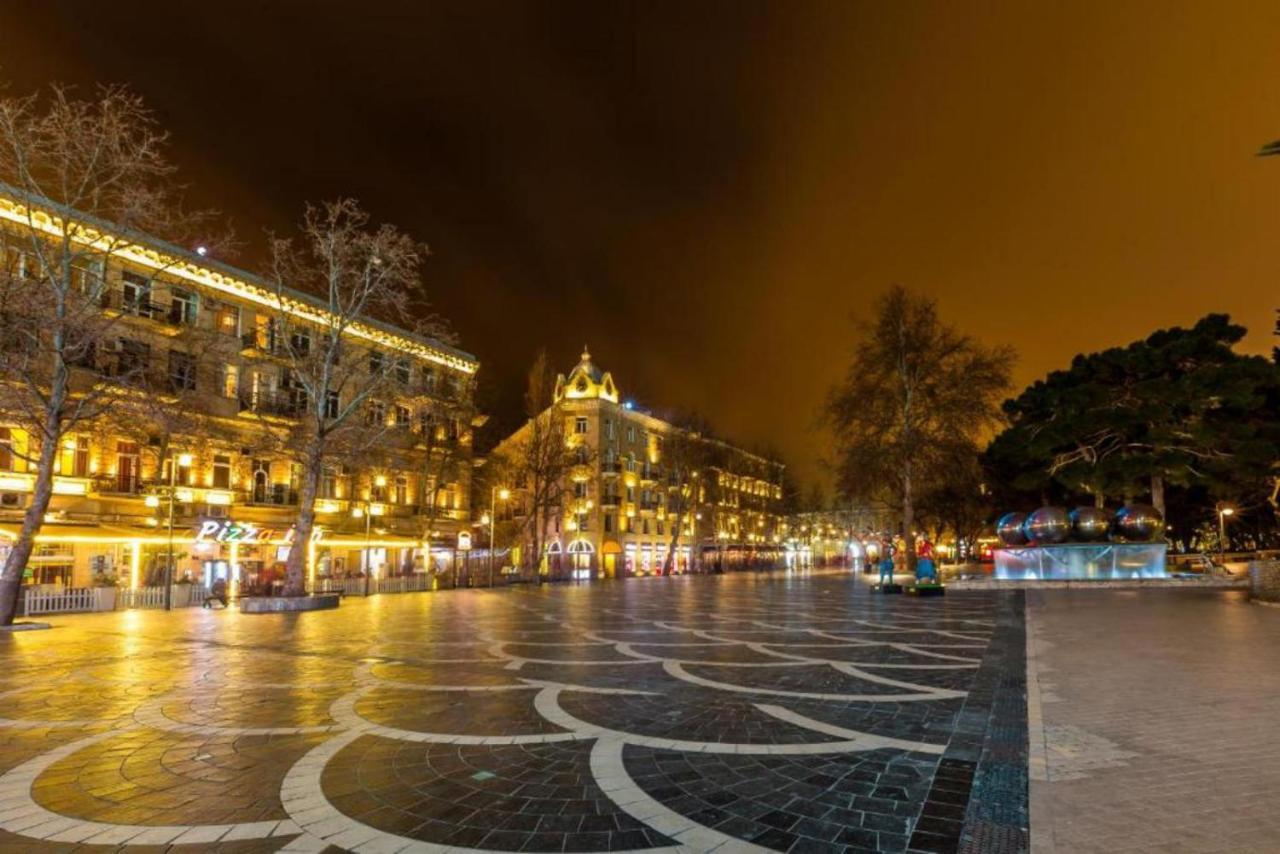 Sahil Park Hotel On Nizami Street Baku Exteriör bild